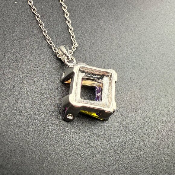 Silver-Tone Necklace With Multicolor Geometric Pendant Adjustable Chain Unique D - Picture 4 of 4